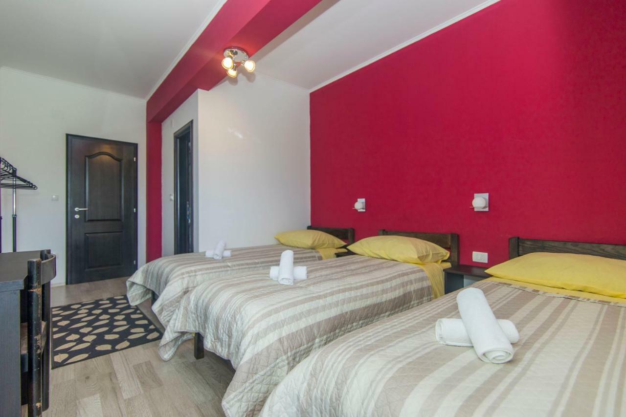 Rooms Marijana Caporice Bagian luar foto
